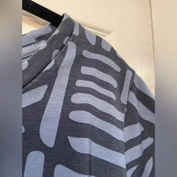 Orvis Crew Neck Short Sleeve Geometric Pattern Blue Tee Shirt Dress Size L - Picture 5 of 9